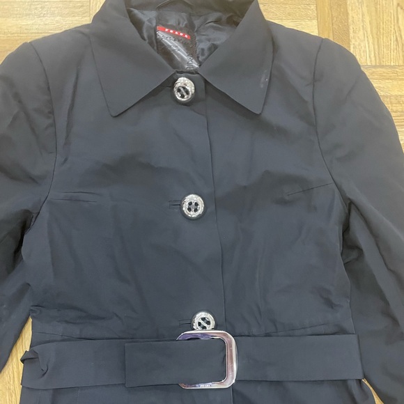 Prada coat size 44 - Picture 2 of 9